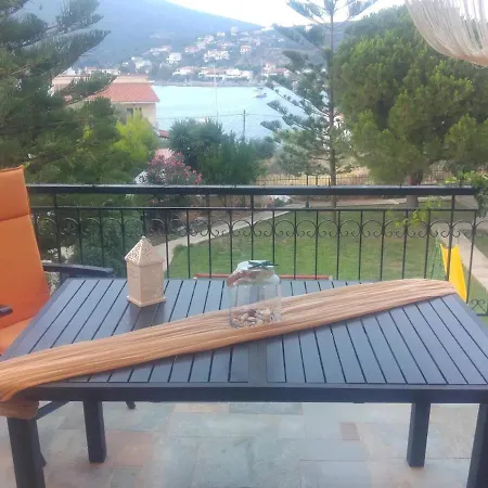A Beautiful Sea-side Penthouse Resort Almiropotamos